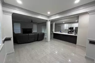 13843 Daehne Dr, Houston, TX 77014 - Photo 2