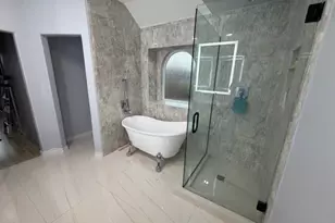 13843 Daehne Dr, Houston, TX 77014 - Photo 18