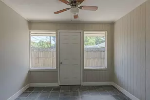 6514 Reamer St, Houston, TX 77074 - Photo 14