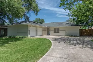 6514 Reamer St, Houston, TX 77074 - Photo 2
