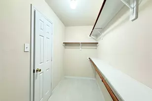 10515 Ince Ln, Houston, TX 77040 - Photo 12