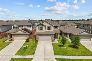 4207 W Bayou Maison Cir, Dickinson, TX 77539 - Photo 34