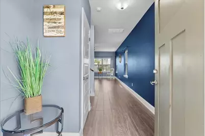 4207 W Bayou Maison Circle, Dickinson, TX 77539 - Photo 2