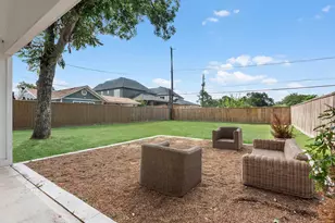 9011 Kerrwood Ln, Houston, TX 77080 - Photo 22