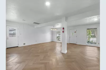 9011 Kerrwood Lane, Houston, TX 77080 - Photo 10