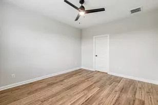 15671 Honey Cv Dr, Conroe, TX 77303 - Photo 12