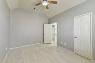 3324 Masters Point Dr, Houston, TX 77091 - Photo 32