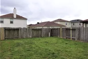 20719 Dickinson Manor Ln, Cypress, TX 77433 - Photo 14