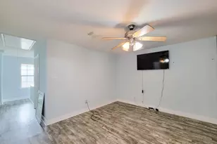 714 Yawl Ct, Crosby, TX 77532 - Photo 34