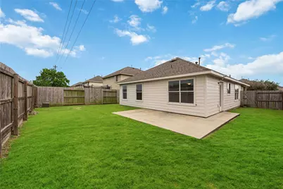 8426 Bay Run Avenue, Baytown, TX 77521 - Photo 30