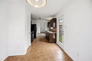 8426 Bay Run Ave, Baytown, TX 77521 - Photo 14