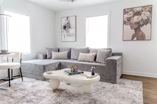 2016 Dunlavy St, Houston, TX 77006 - Photo 2