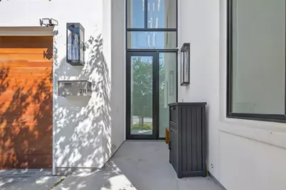 211 Stratford Street, Houston, TX 77006 - Photo 2