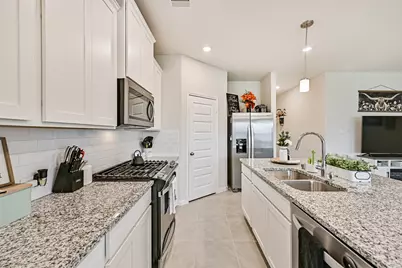 10409 Deussen Lane, Texas City, TX 77591 - Photo 10