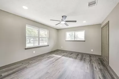9030 Almeda Genoa Road, Houston, TX 77075 - Photo 2