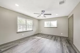 9030 Almeda Genoa Rd, Houston, TX 77075 - Photo 2