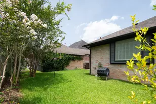19603 Mills Meadow Ln, Houston, TX 77094 - Photo 2
