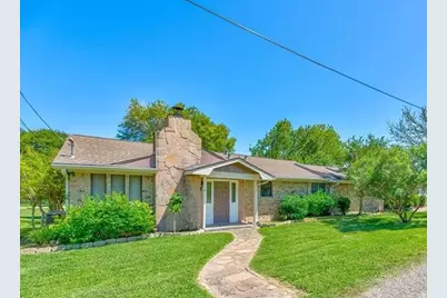 31 Clearview Street, Pointblank, TX 77364 - Photo 1