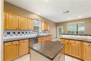 4030 Harwood Dr, Sugar Land, TX 77479 - Photo 6