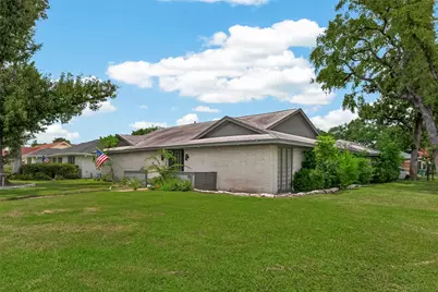 1703 Droxford Drive, Houston, TX 77008 - Photo 32