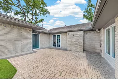 1703 Droxford Drive, Houston, TX 77008 - Photo 30