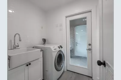 1703 Droxford Drive, Houston, TX 77008 - Photo 26