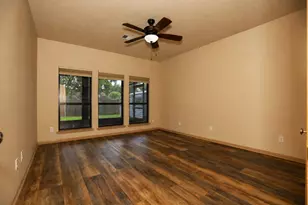 112 Portulaca St, Lake Jackson, TX 77566 - Photo 8