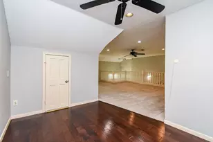 755 Last Arrow Dr, Houston, TX 77079 - Photo 36