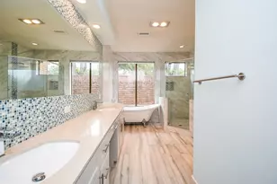 755 Last Arrow Dr, Houston, TX 77079 - Photo 28