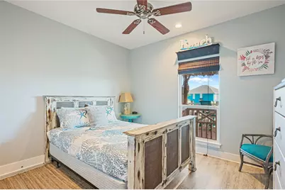 2296 E Crab Street, Crystal Beach, TX 77650 - Photo 38
