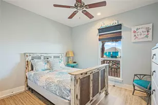 2296 E Crab St, Crystal Beach, TX 77650 - Photo 38
