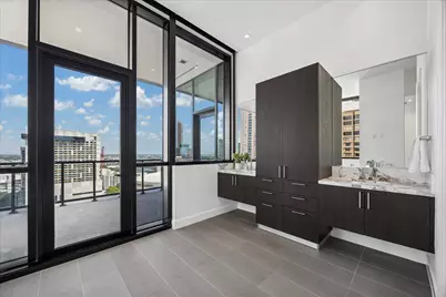 1211 Caroline Street #1901, Houston, TX 77002 - Photo 20