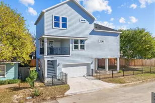 1910 Bayou Shore Dr, Galveston, TX 77551 - Photo 2