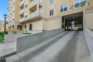 2203 Dorrington St, Houston, TX 77030 - Photo 2