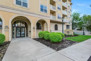 2203 Dorrington St, Houston, TX 77030 - Photo 1