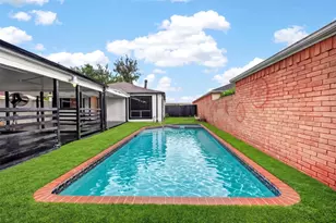 16134 Highlander Dr, Houston, TX 77082 - Photo 2