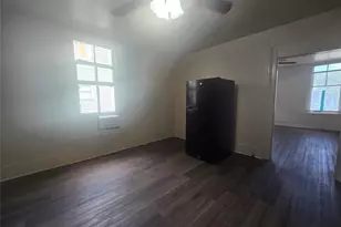 1910 Ursuline, Galveston, TX 77550 - Photo 10