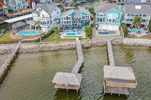 1335 Edwards Dr, Dickinson, TX 77539 - Photo 46