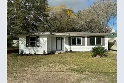 614 Fm 1406 Road, Winnie, TX 77665 - Photo 1