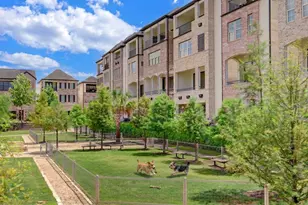 6140 Cottage Grove Lake Dr, Houston, TX 77007 - Photo 4