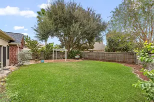 802 Floriencia St, Sugar Land, TX 77479 - Photo 34