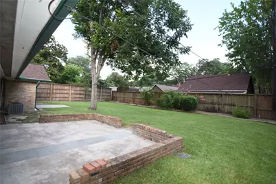 10511 Eddystone Drive, Houston, TX 77043 - Photo 26