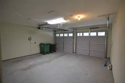 10511 Eddystone Drive, Houston, TX 77043 - Photo 24