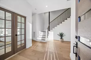 5240 Cornish St, Houston, TX 77007 - Photo 2