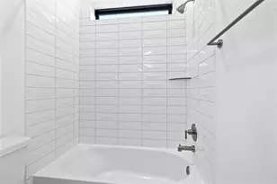 17016 Sweet Iris Ct, Conroe, TX 77302 - Photo 10