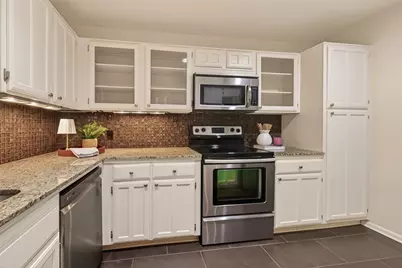 2829 Timmons Lane #144, Houston, TX 77027 - Photo 16