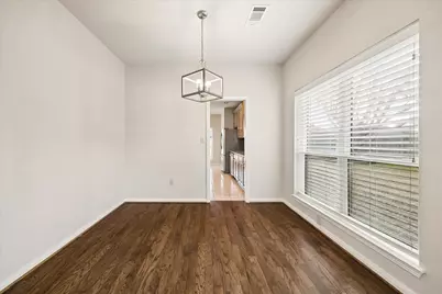 806 Charles Place, Baytown, TX 77521 - Photo 8