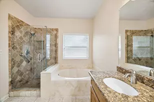 806 Charles Pl, Baytown, TX 77521 - Photo 16