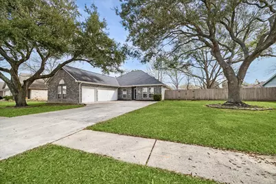 806 Charles Place, Baytown, TX 77521 - Photo 24