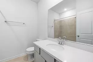 2218 Villa Clara Dr, Friendswood, TX 77546 - Photo 22